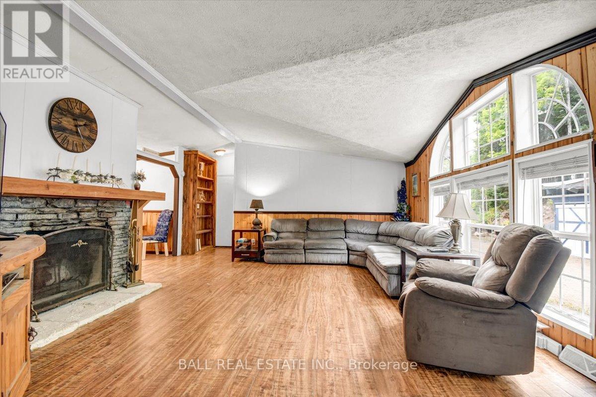 5005 Loop Road, Highlands East (Cardiff Ward), Ontario  K0L 2A0 - Photo 9 - X12358875