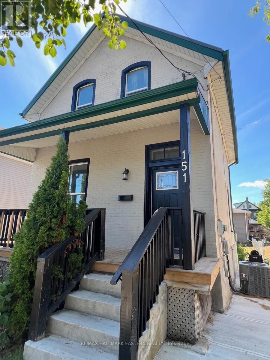 151 Park Place, Peterborough Central (South), Ontario  K9J 3V8 - Photo 2 - X12359078