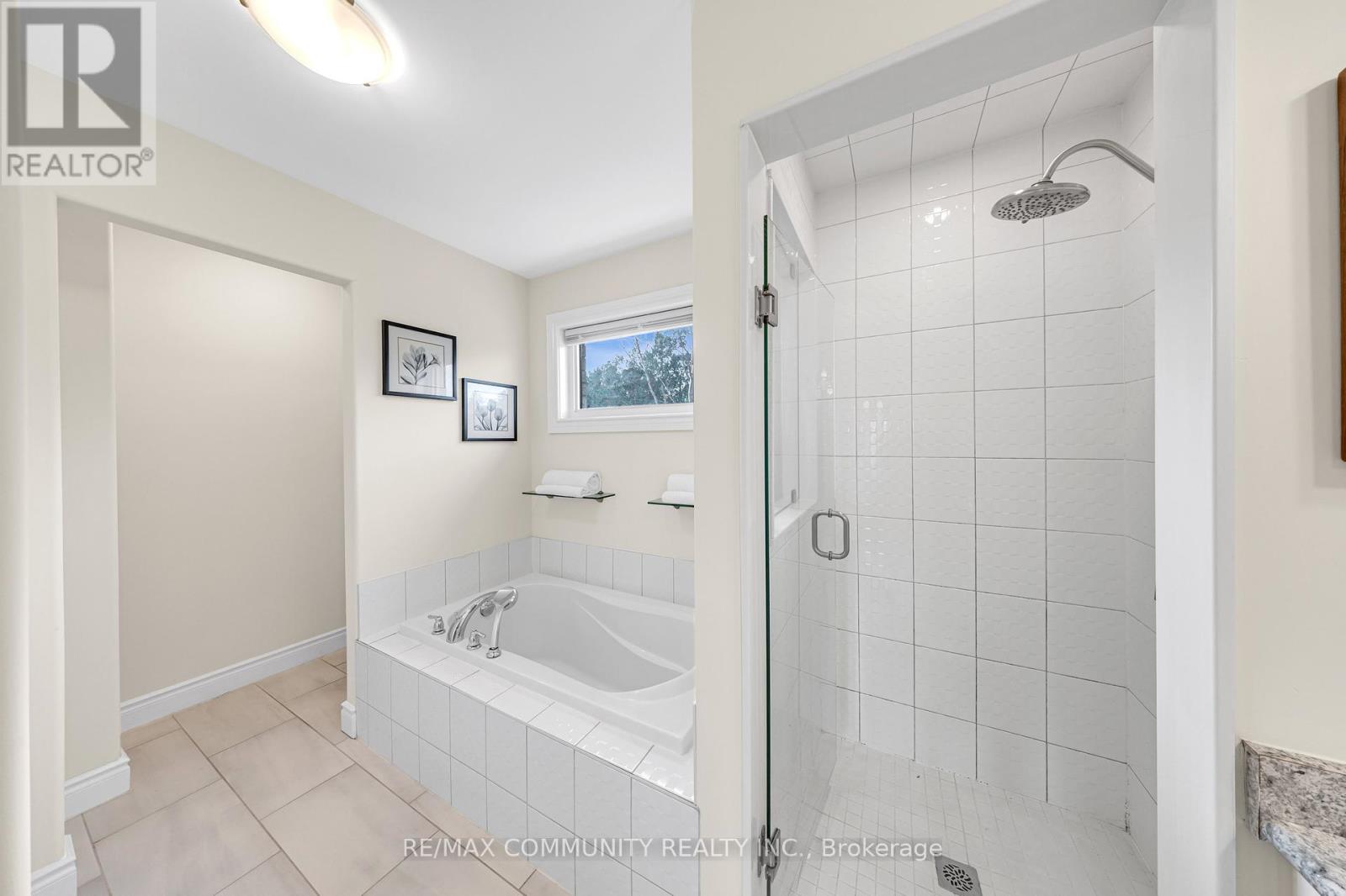 78 Alcorn Drive, Kawartha Lakes (Lindsay), Ontario  K9V 0M8 - Photo 35 - X12359140