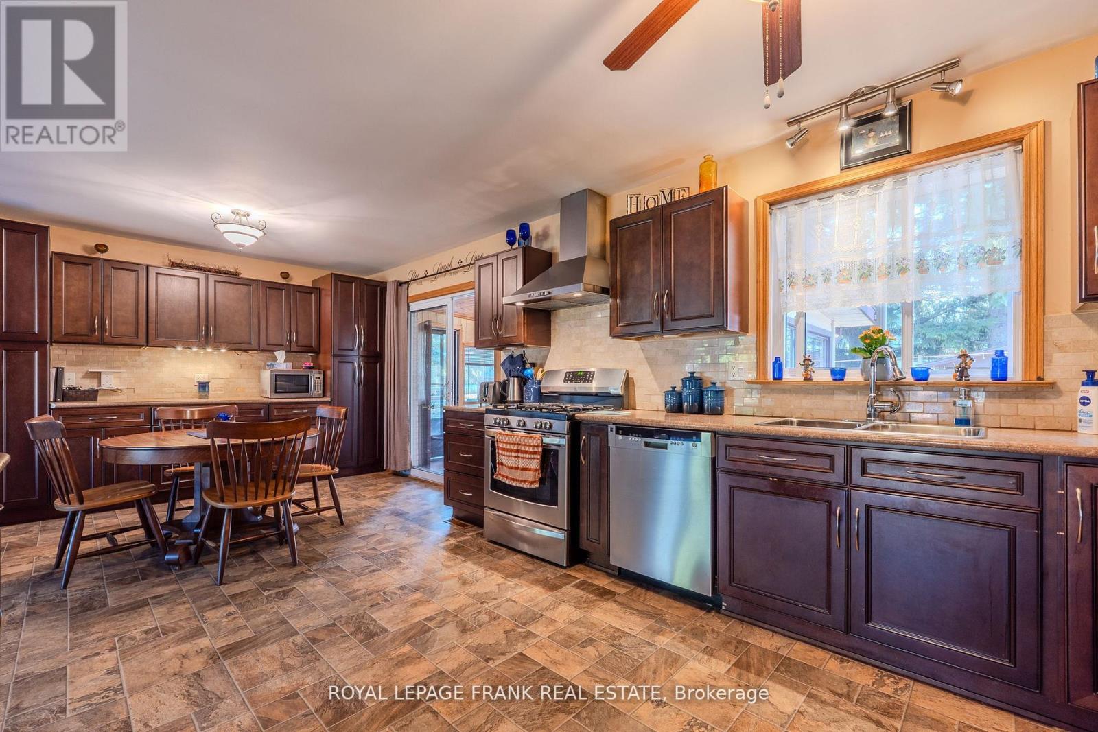 2304 Old Norwood Road, Otonabee-South Monaghan, Ontario  K9J 0G6 - Photo 13 - X12359520