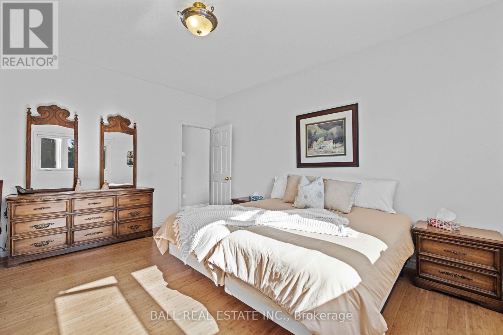 773 Pinewood Drive, Peterborough (Otonabee Ward 1), Ontario  K9K 1L3 - Photo 16 - X12359829