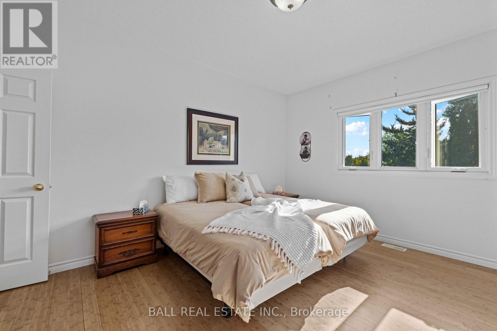 773 Pinewood Drive, Peterborough (Otonabee Ward 1), Ontario  K9K 1L3 - Photo 17 - X12359829