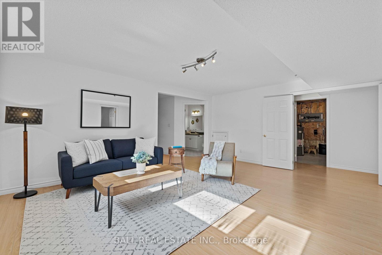 773 Pinewood Drive, Peterborough (Otonabee Ward 1), Ontario  K9K 1L3 - Photo 26 - X12359829