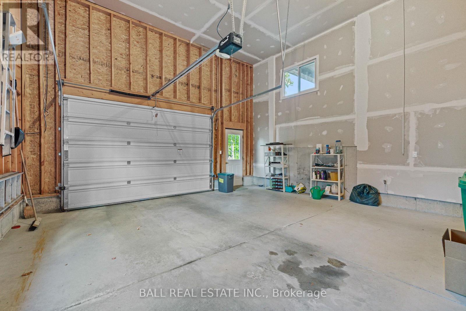 773 Pinewood Drive, Peterborough (Otonabee Ward 1), Ontario  K9K 1L3 - Photo 36 - X12359829