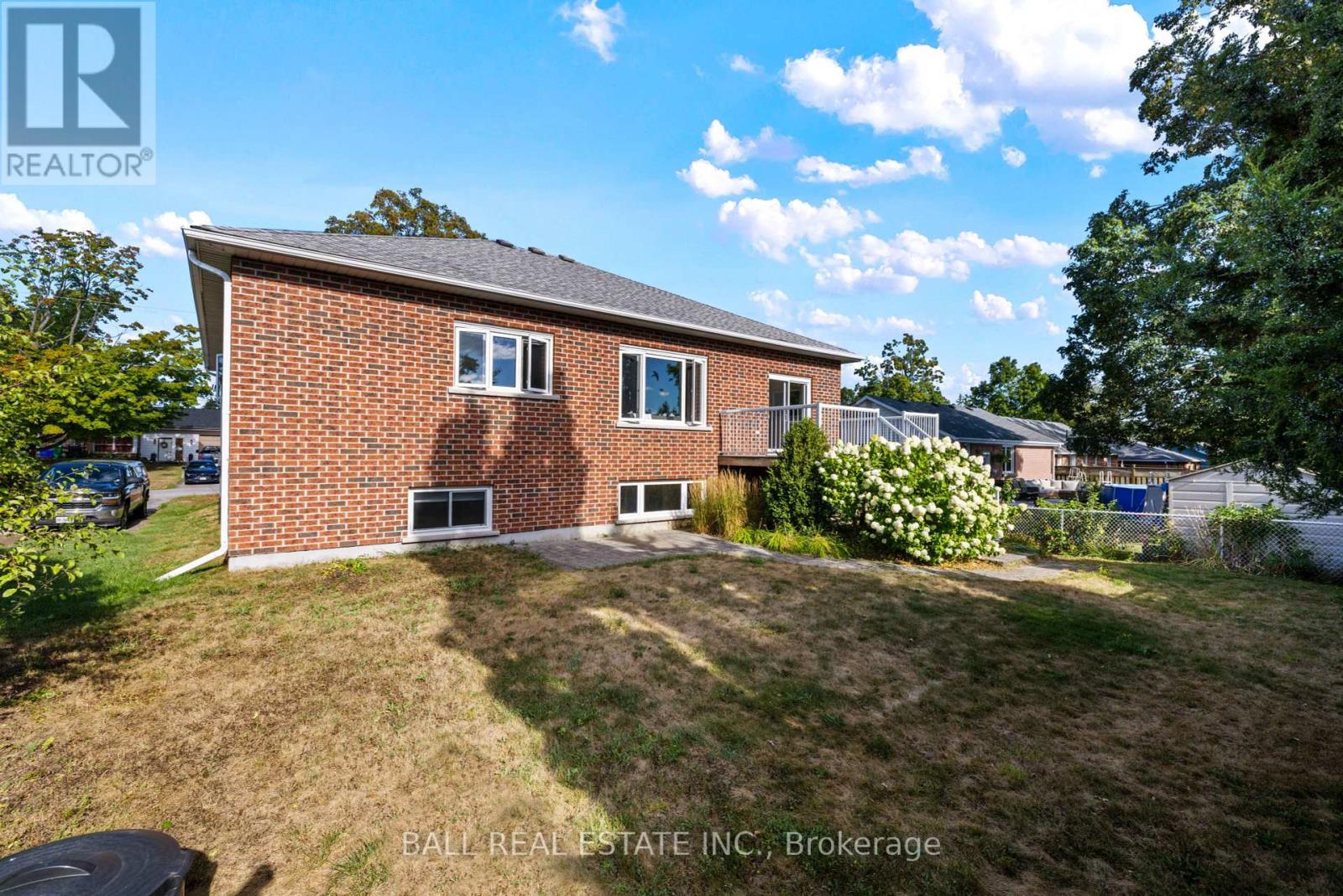 773 Pinewood Drive, Peterborough (Otonabee Ward 1), Ontario  K9K 1L3 - Photo 39 - X12359829
