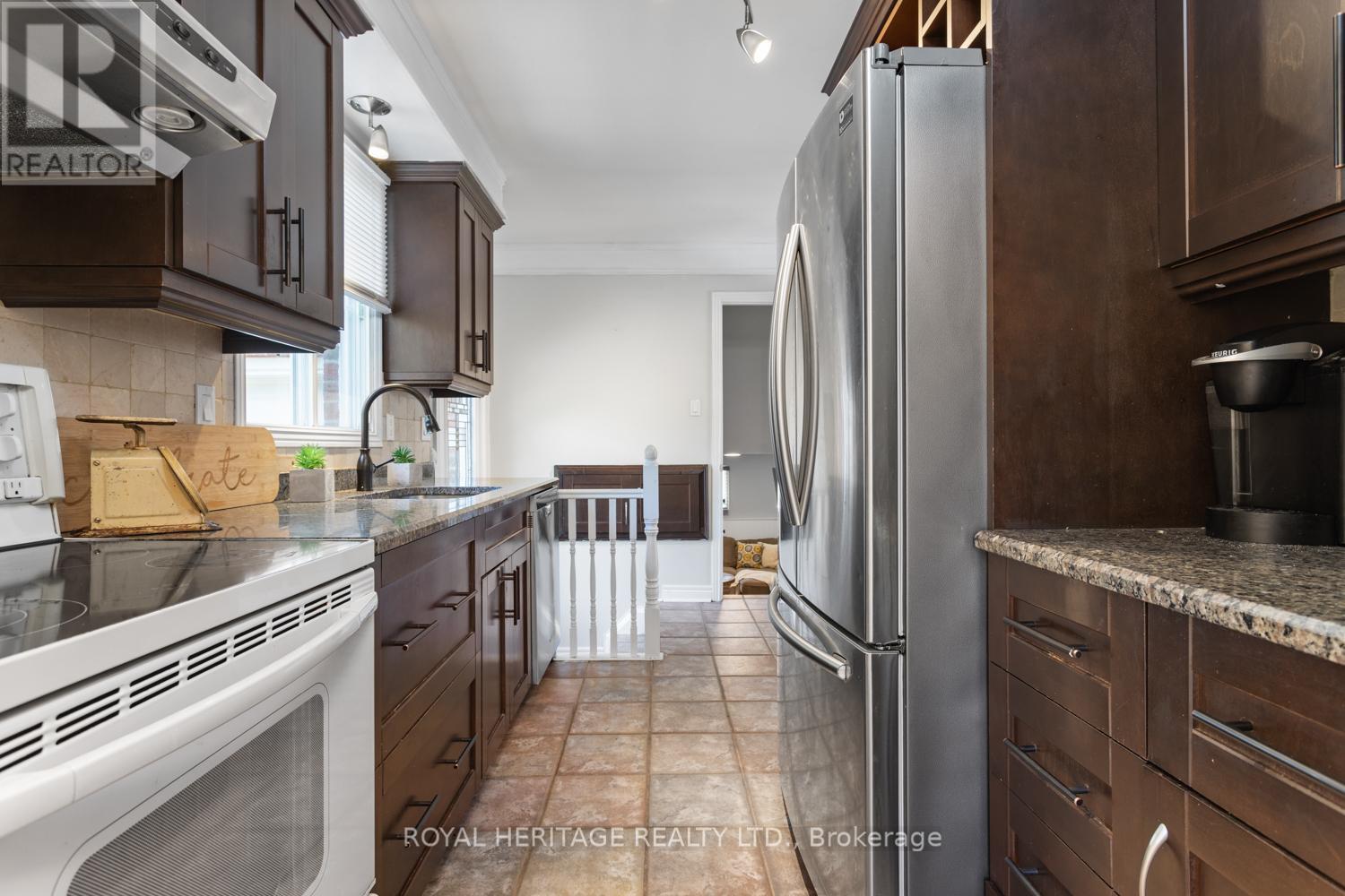 101 Hart Boulevard, Clarington (Newcastle), Ontario  L1B 1E4 - Photo 13 - E12360773