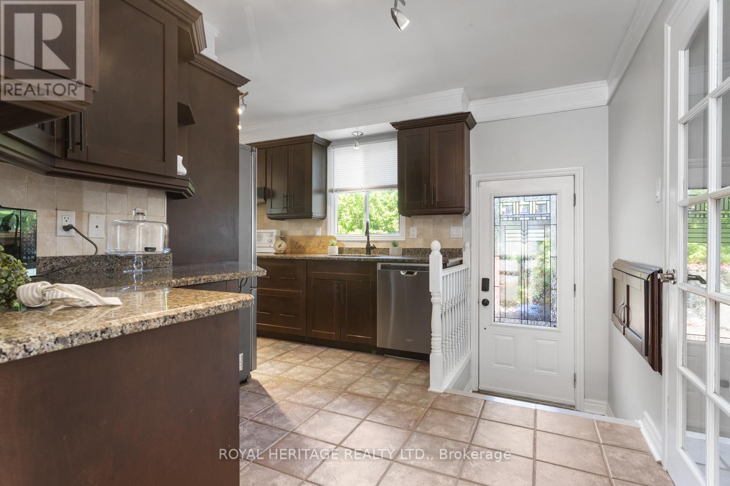 101 Hart Boulevard, Clarington (Newcastle), Ontario  L1B 1E4 - Photo 15 - E12360773