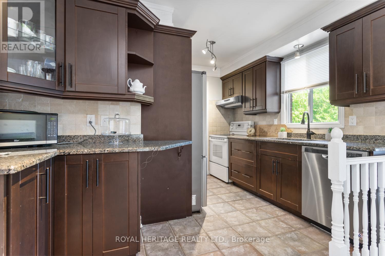 101 Hart Boulevard, Clarington (Newcastle), Ontario  L1B 1E4 - Photo 16 - E12360773