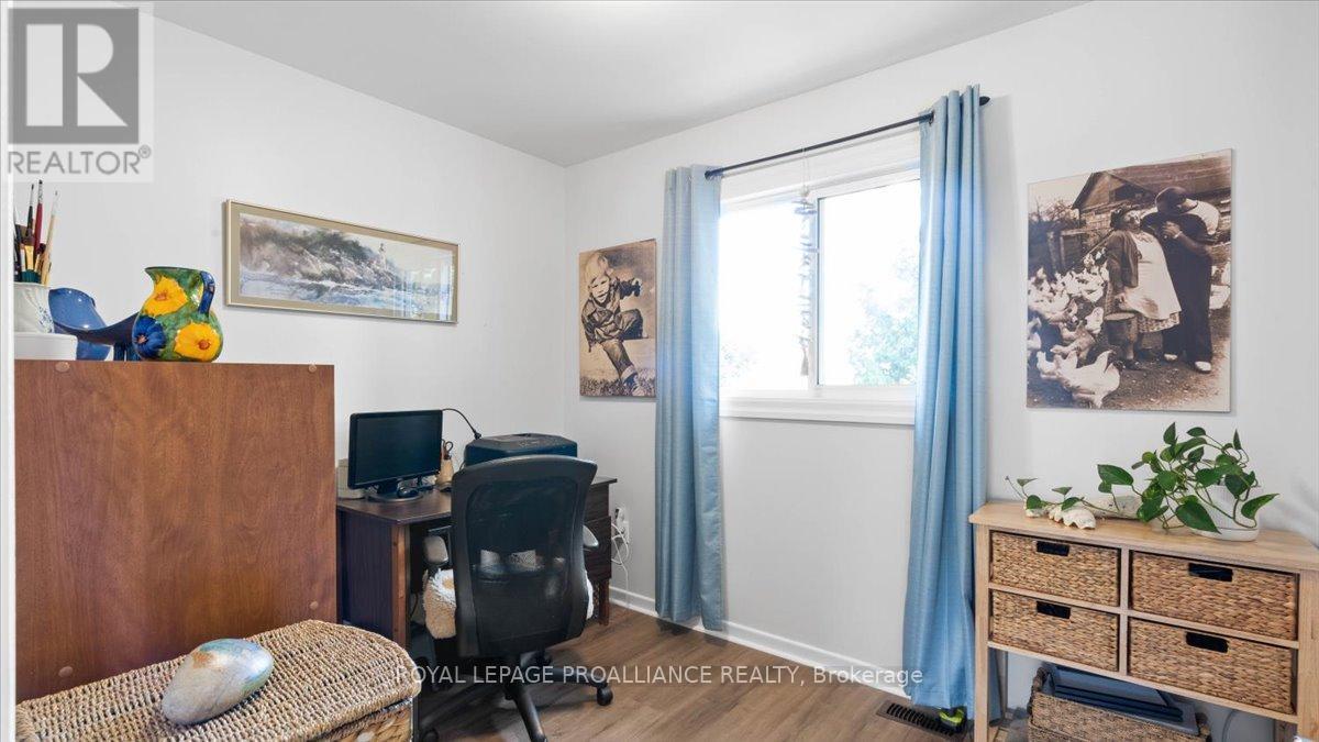 233 Russet Road, Trent Hills (Campbellford), Ontario  K0L 1L0 - Photo 16 - X12360945