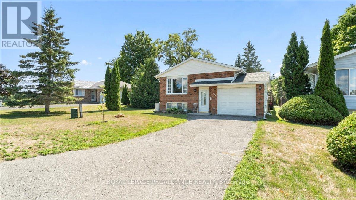 233 Russet Road, Trent Hills (Campbellford), Ontario  K0L 1L0 - Photo 32 - X12360945