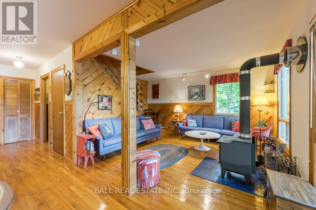 226 Fire Route 294, Trent Lakes, Ontario  K0L 1J0 - Photo 12 - X12361152