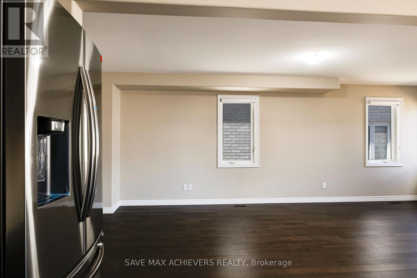 314 Mullighan Gardens, Peterborough North (North), Ontario  K9K 0H2 - Photo 14 - X12361342