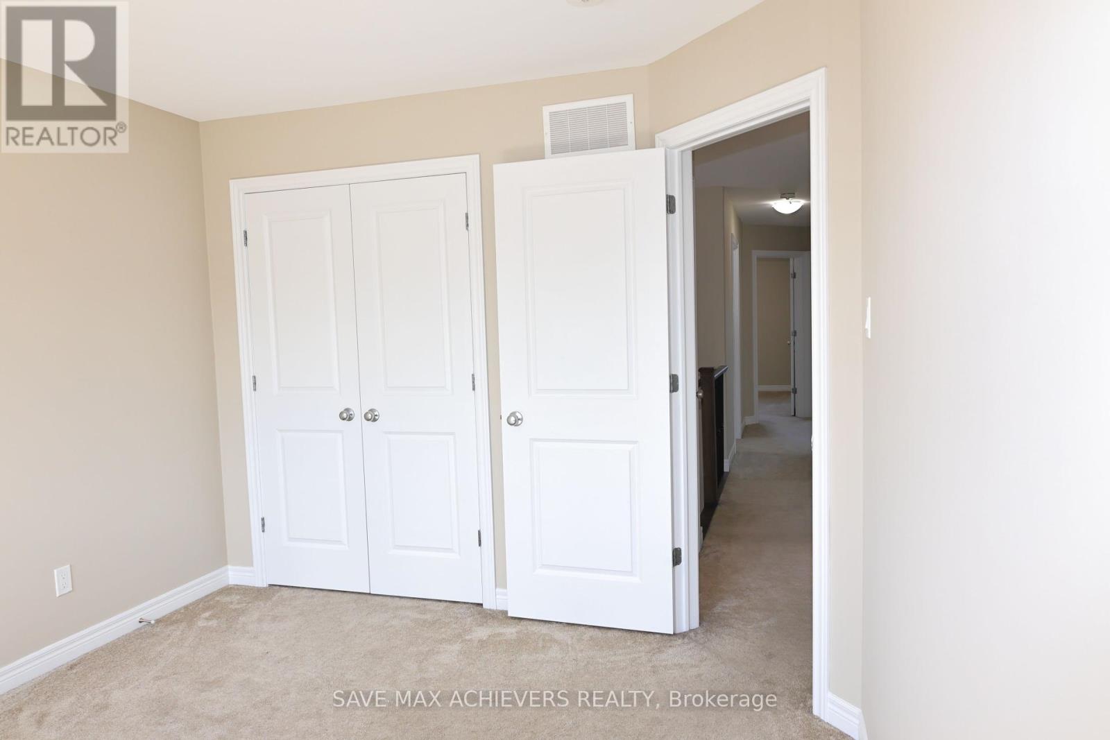 314 Mullighan Gardens, Peterborough North (North), Ontario  K9K 0H2 - Photo 23 - X12361342