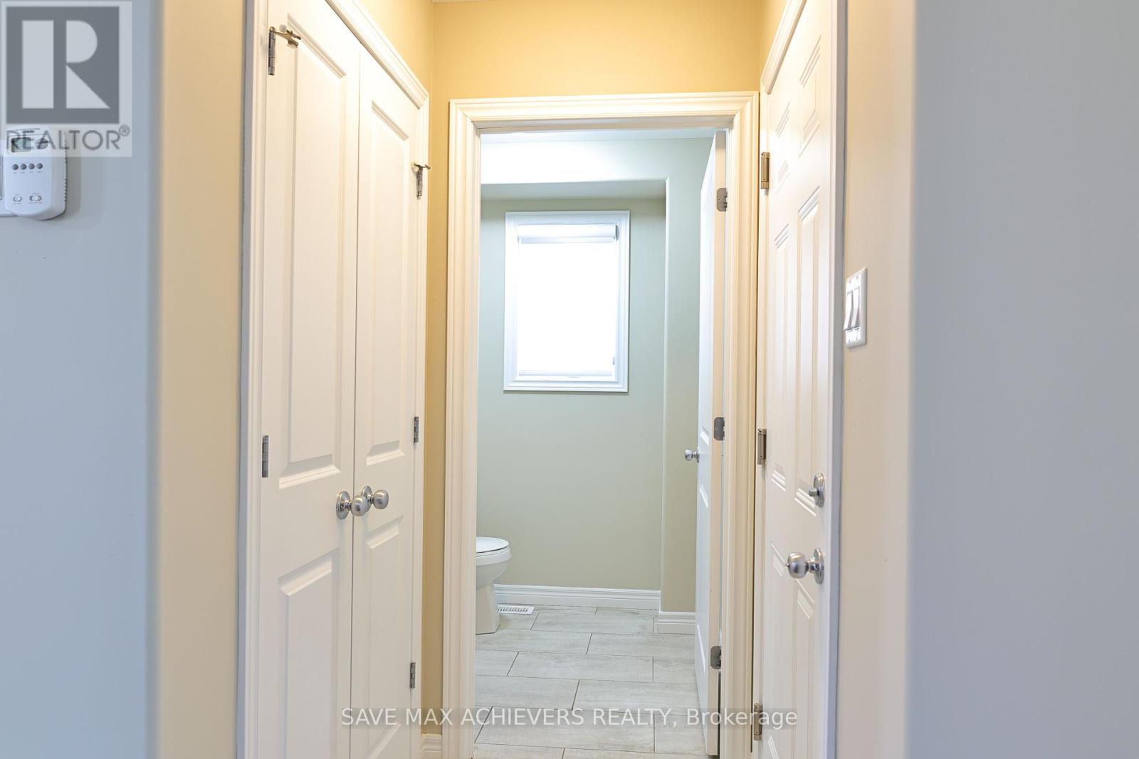 314 Mullighan Gardens, Peterborough North (North), Ontario  K9K 0H2 - Photo 8 - X12361342