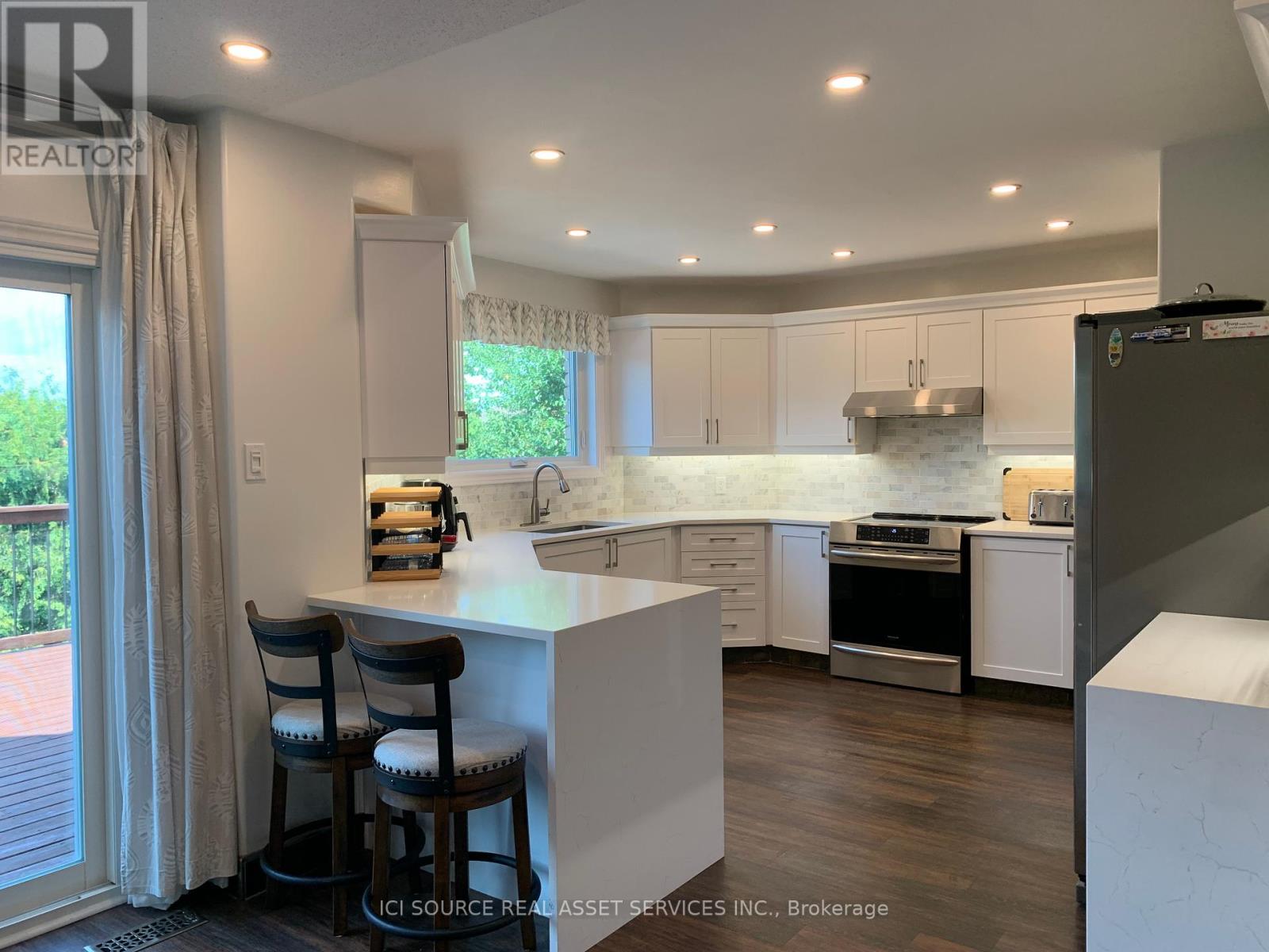 260 O'dette Road, Peterborough (Monaghan Ward 2), Ontario  K9K 2N8 - Photo 10 - X12361912