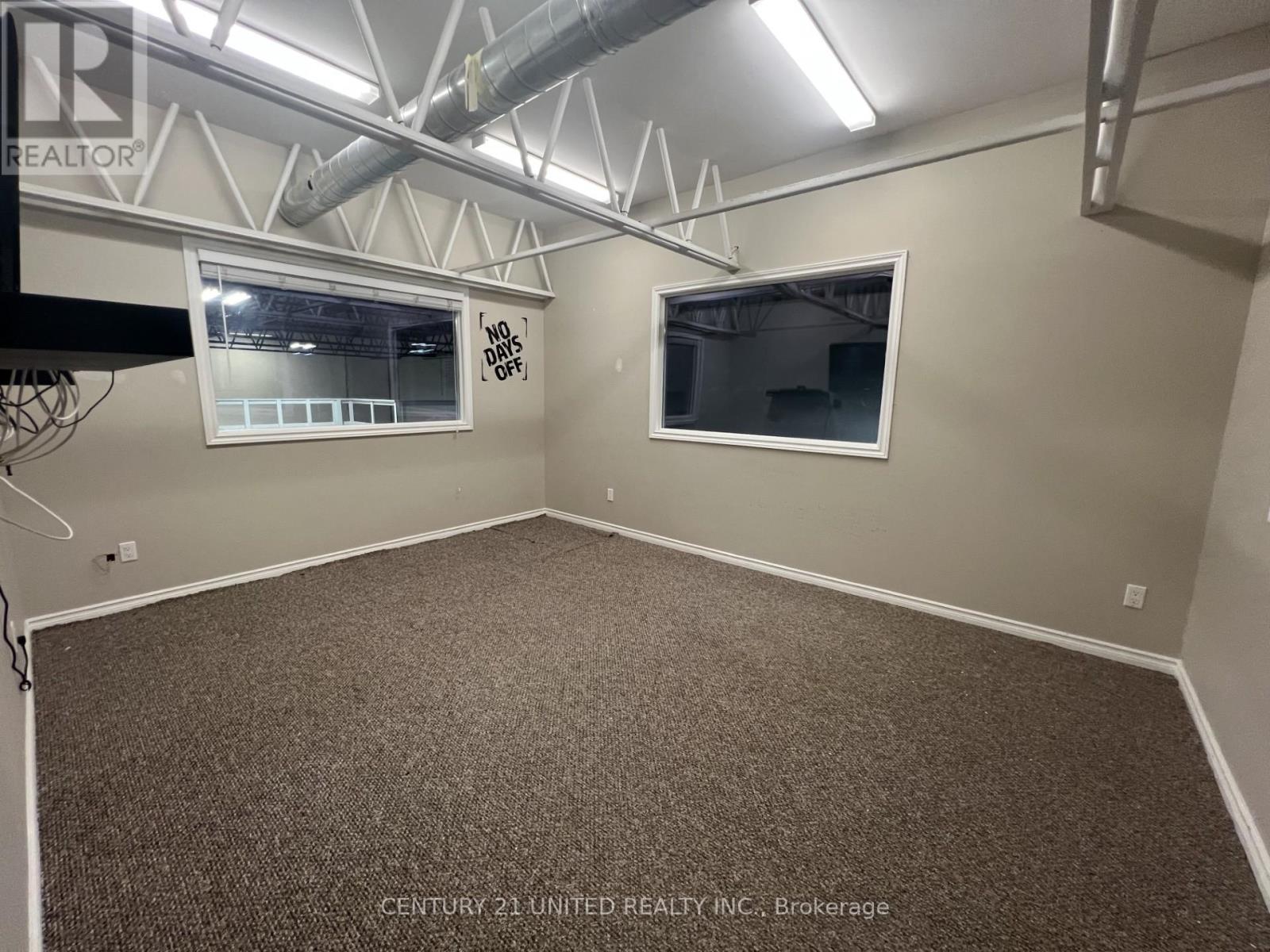 19 - 774 Rye Street, Peterborough (Otonabee Ward 1), Ontario  K9J 6W9 - Photo 11 - X12362154