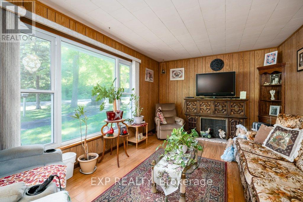 176 Bel Twp 3rd Line, Havelock-Belmont-Methuen (Belmont-Methuen), Ontario  K0L 1Z0 - Photo 10 - X12362634