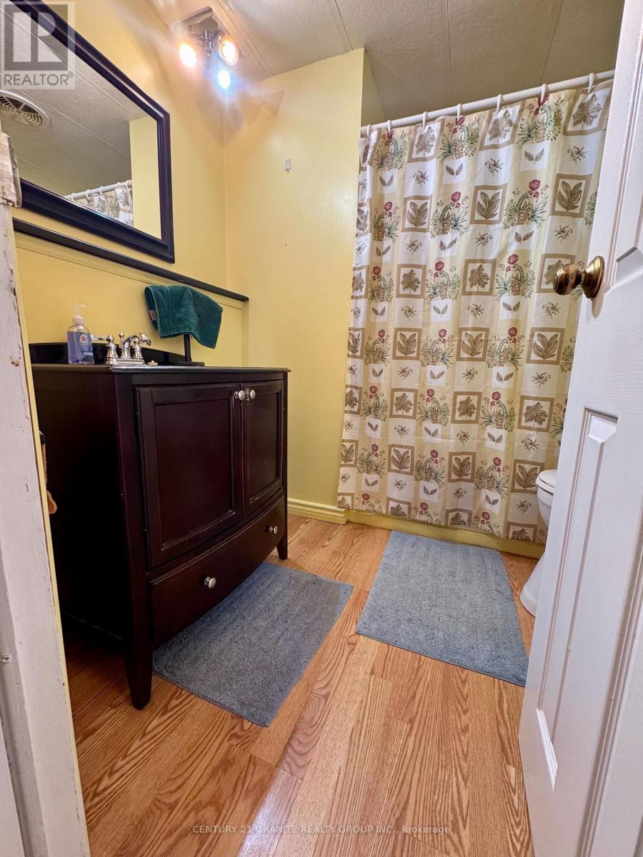 1641 Boulter Road, Carlow/mayo (Carlow Ward), Ontario  K0L 2R0 - Photo 10 - X12362700