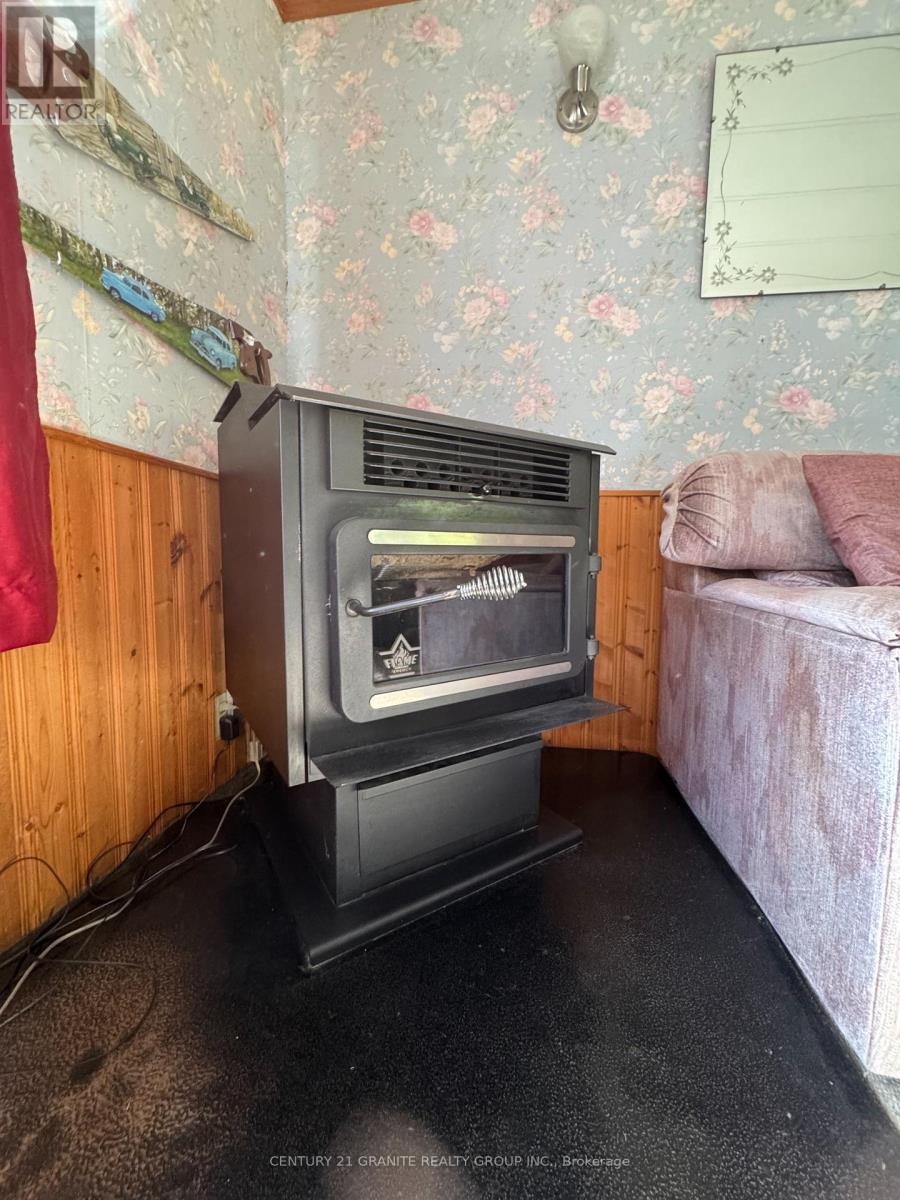 1641 Boulter Road, Carlow/mayo (Carlow Ward), Ontario  K0L 2R0 - Photo 3 - X12362700