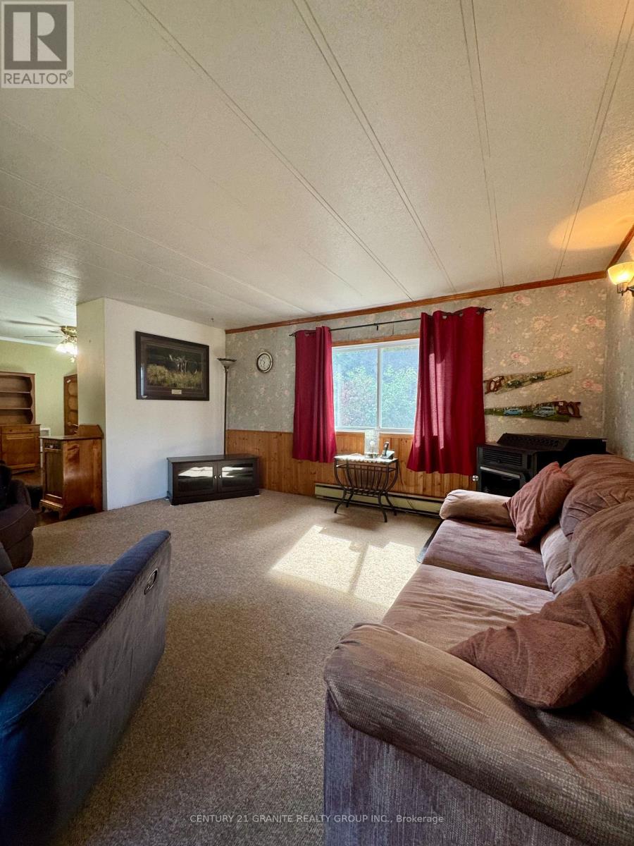 1641 Boulter Road, Carlow/mayo (Carlow Ward), Ontario  K0L 2R0 - Photo 7 - X12362700