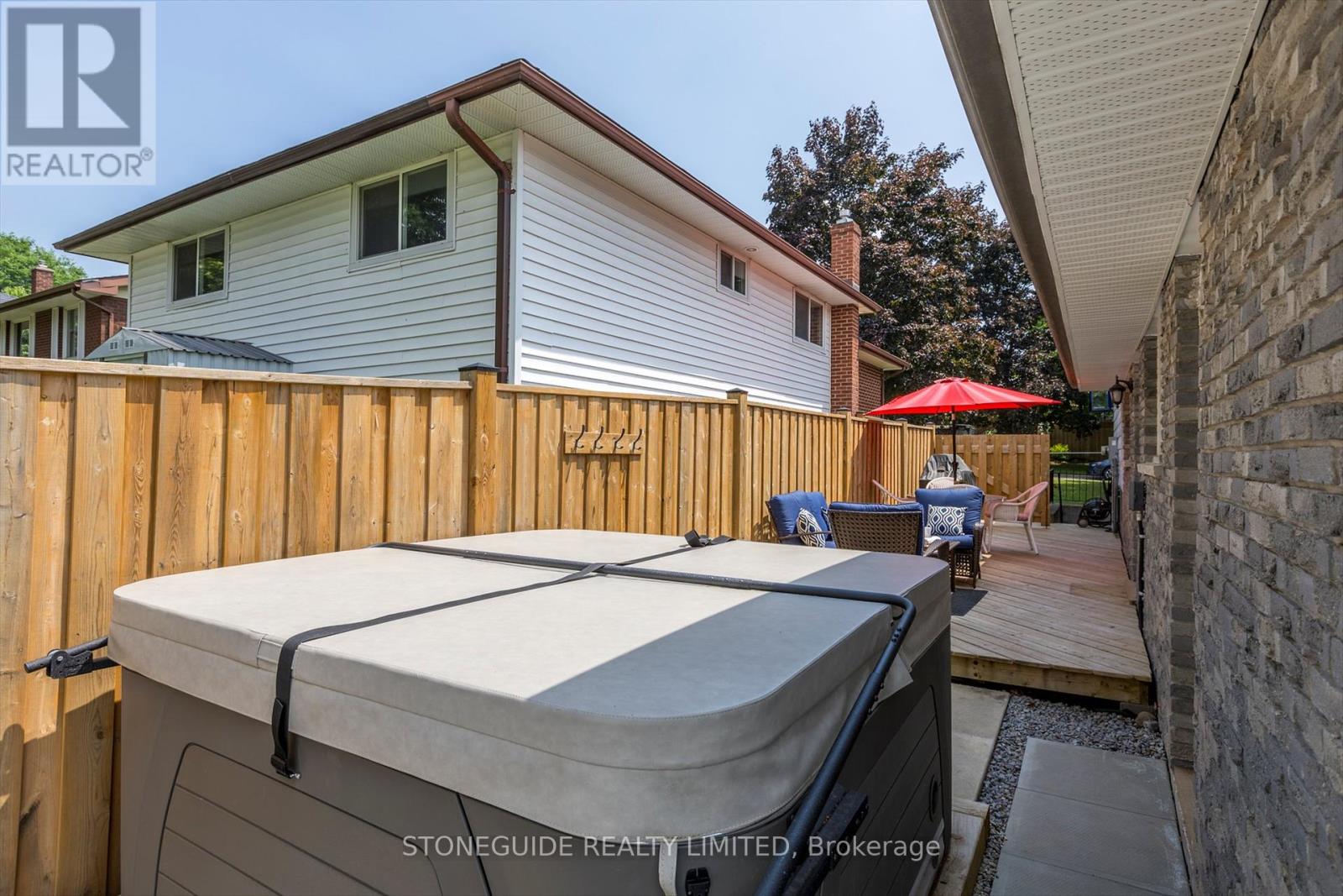 976 Sydenham Road, Peterborough South (East), Ontario  K9J 1K6 - Photo 32 - X12362714