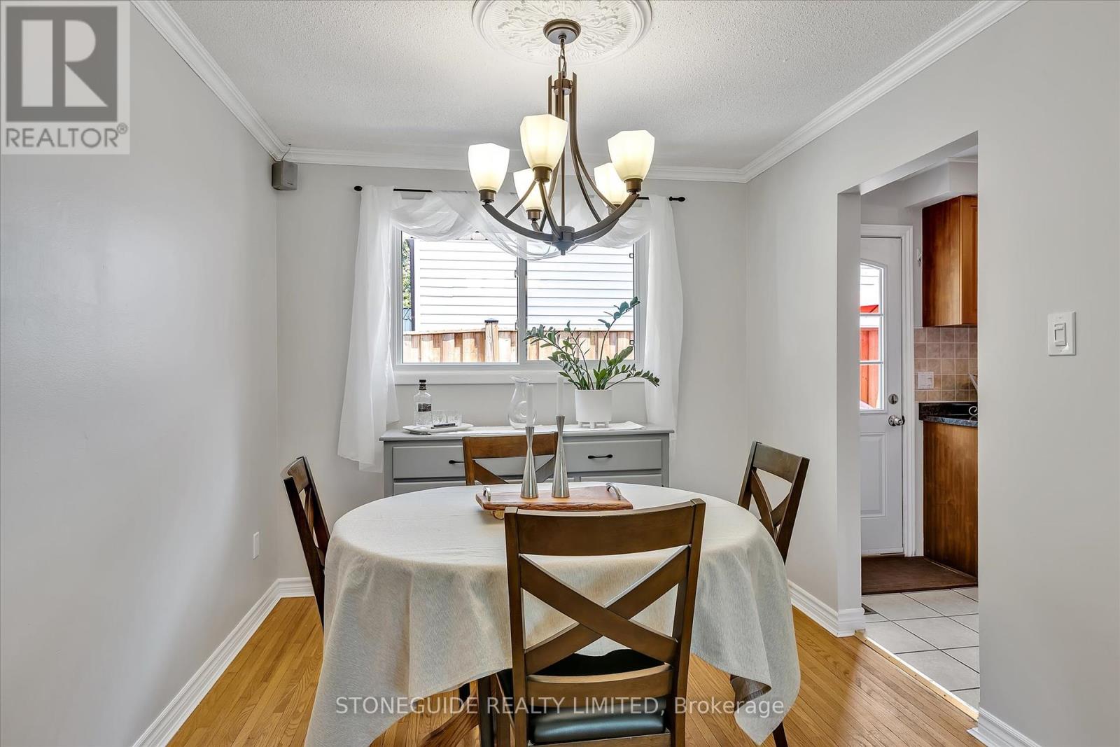 976 Sydenham Road, Peterborough South (East), Ontario  K9J 1K6 - Photo 8 - X12362714