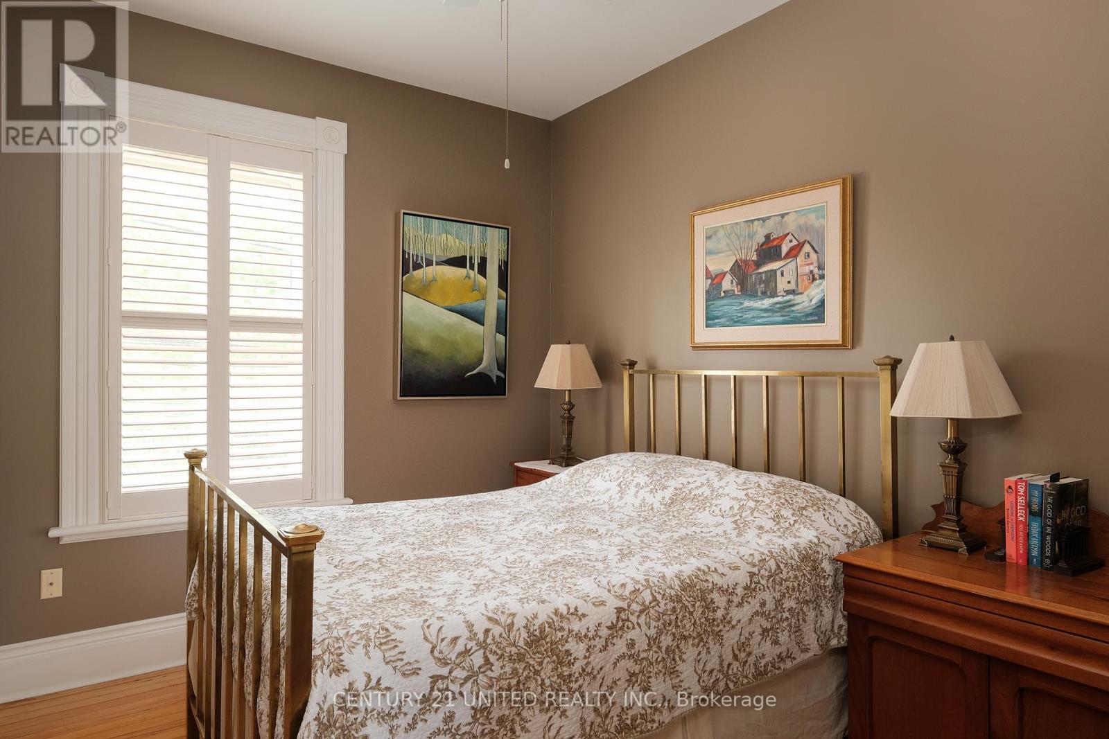 558 Harvey Street, Peterborough Central (North), Ontario  K9H 3K9 - Photo 28 - X12362734