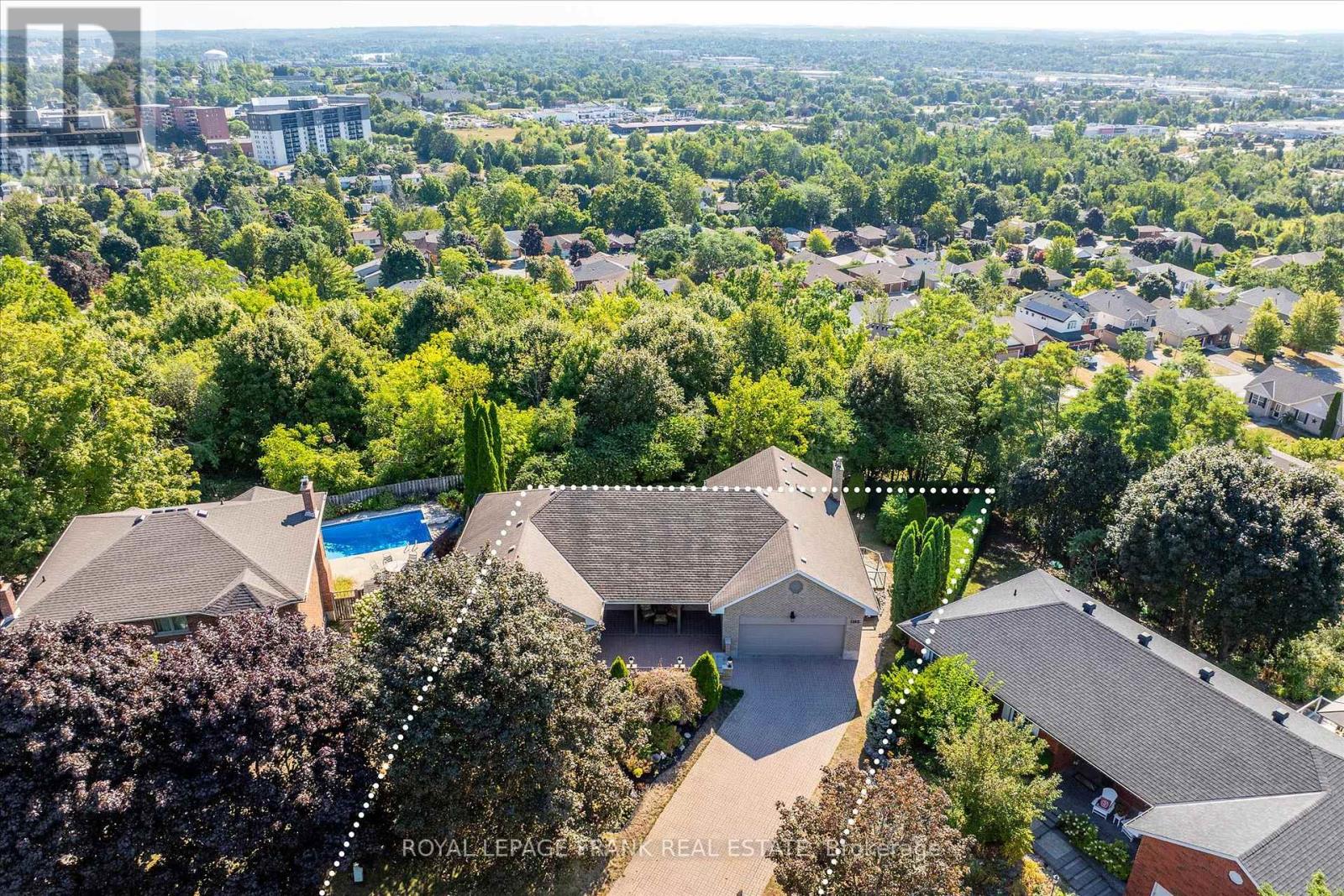 1162 Summit Drive, Peterborough West (Central), Ontario  K9J 8A7 - Photo 3 - X12362946