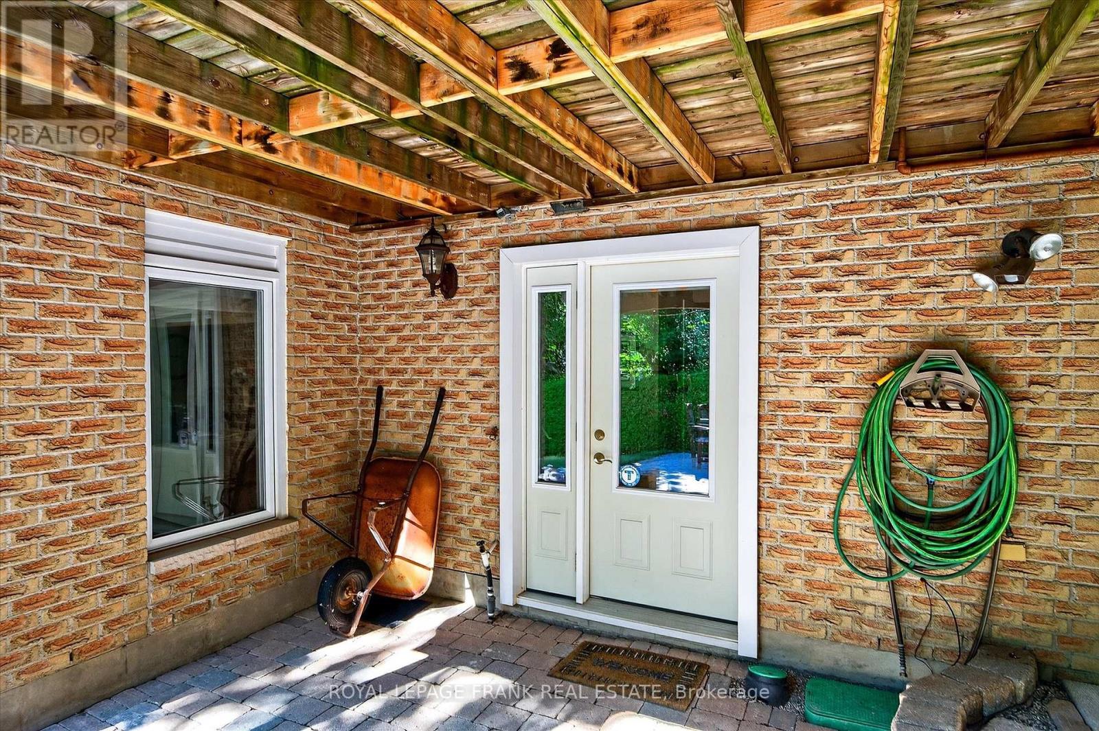 1162 Summit Drive, Peterborough West (Central), Ontario  K9J 8A7 - Photo 44 - X12362946