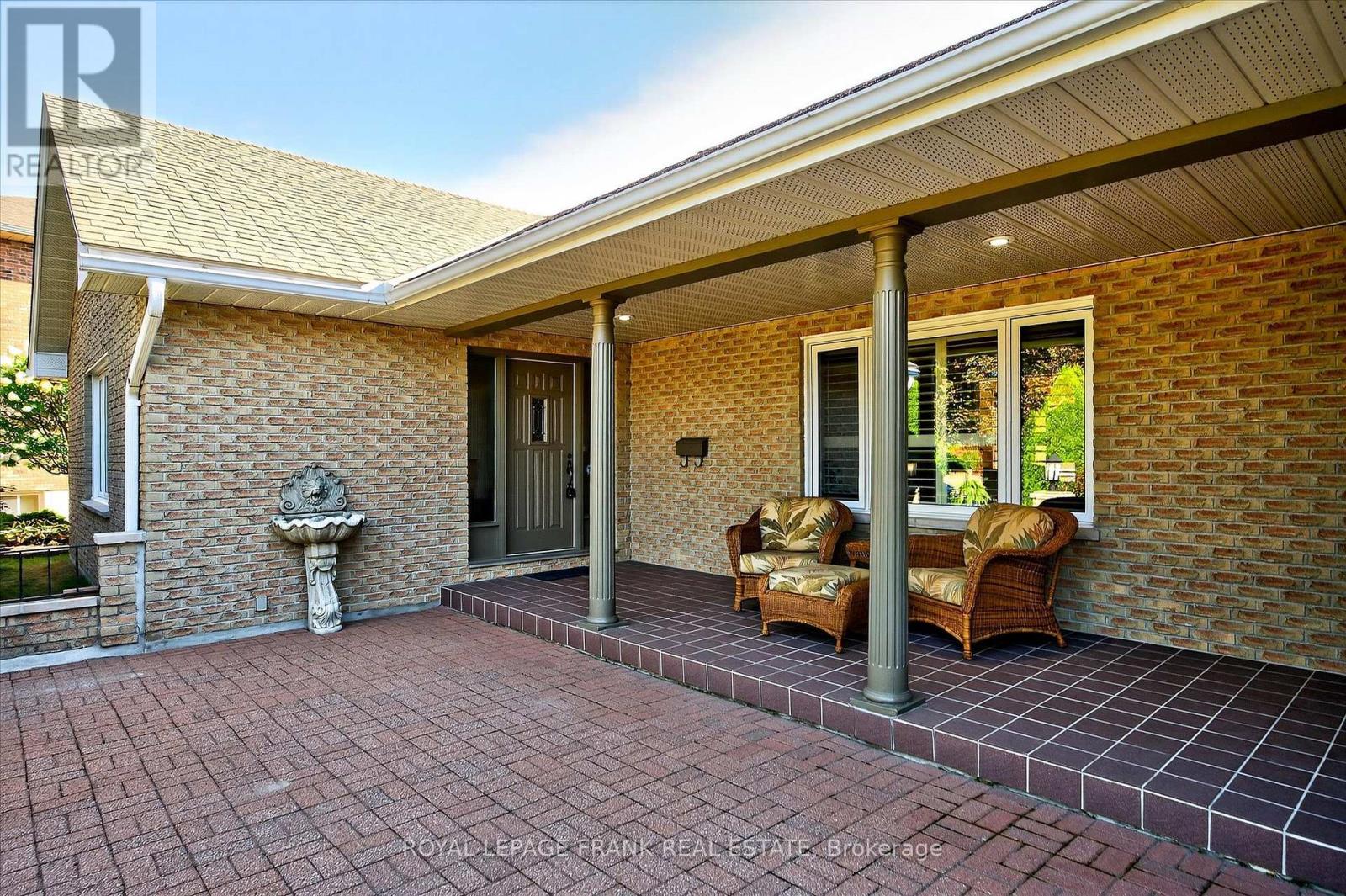 1162 Summit Drive, Peterborough West (Central), Ontario  K9J 8A7 - Photo 47 - X12362946