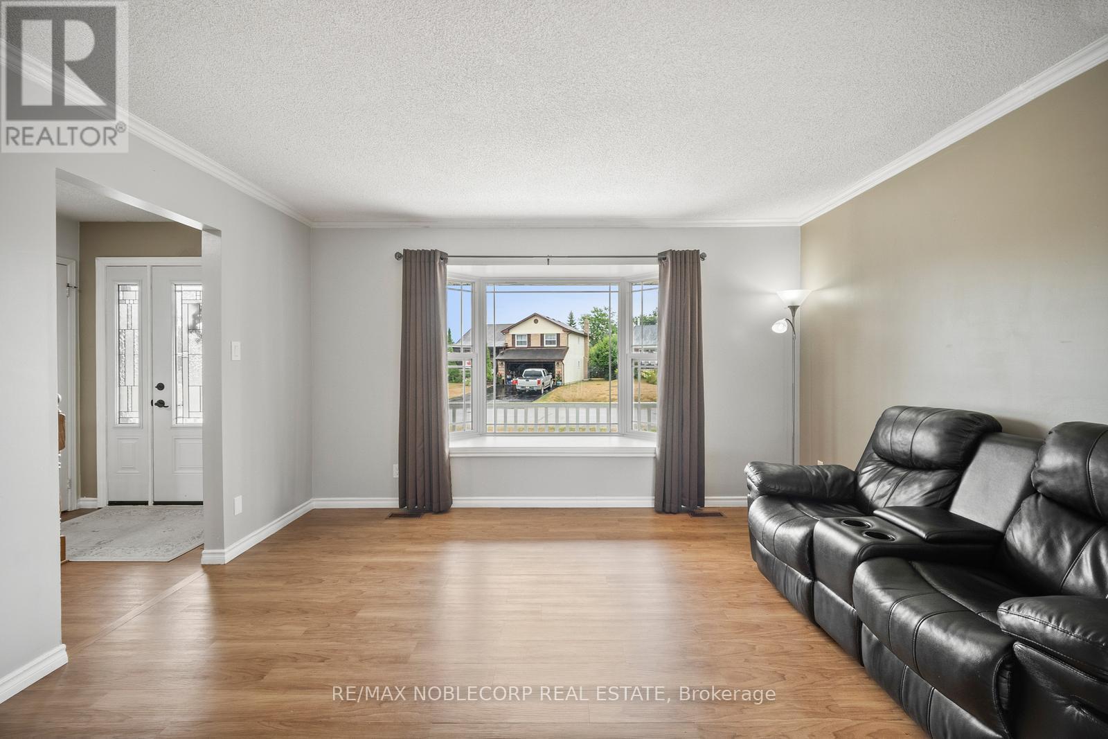 3 Shawn Avenue, Kawartha Lakes (Omemee), Ontario  K0L 2W0 - Photo 10 - X12363054