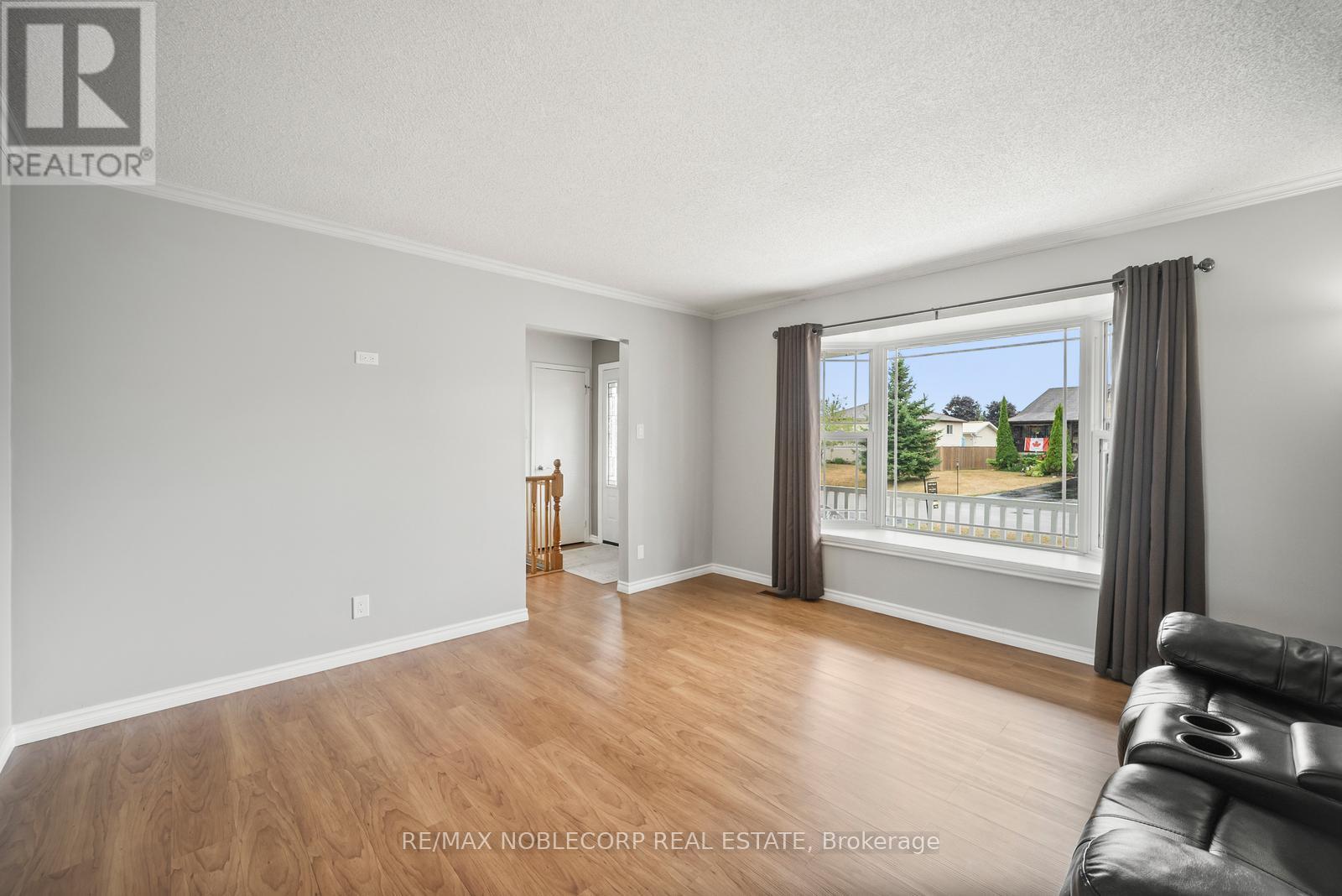 3 Shawn Avenue, Kawartha Lakes (Omemee), Ontario  K0L 2W0 - Photo 11 - X12363054