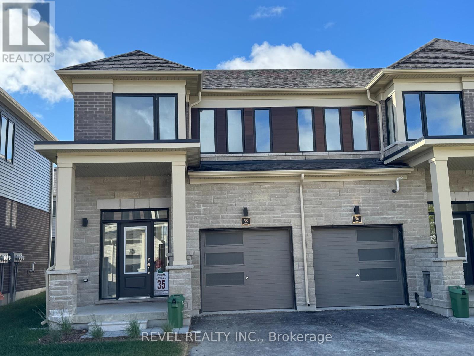 38 Hickey Lane, Kawartha Lakes (Lindsay), Ontario  K9V 1T9 - Photo 3 - X12363503