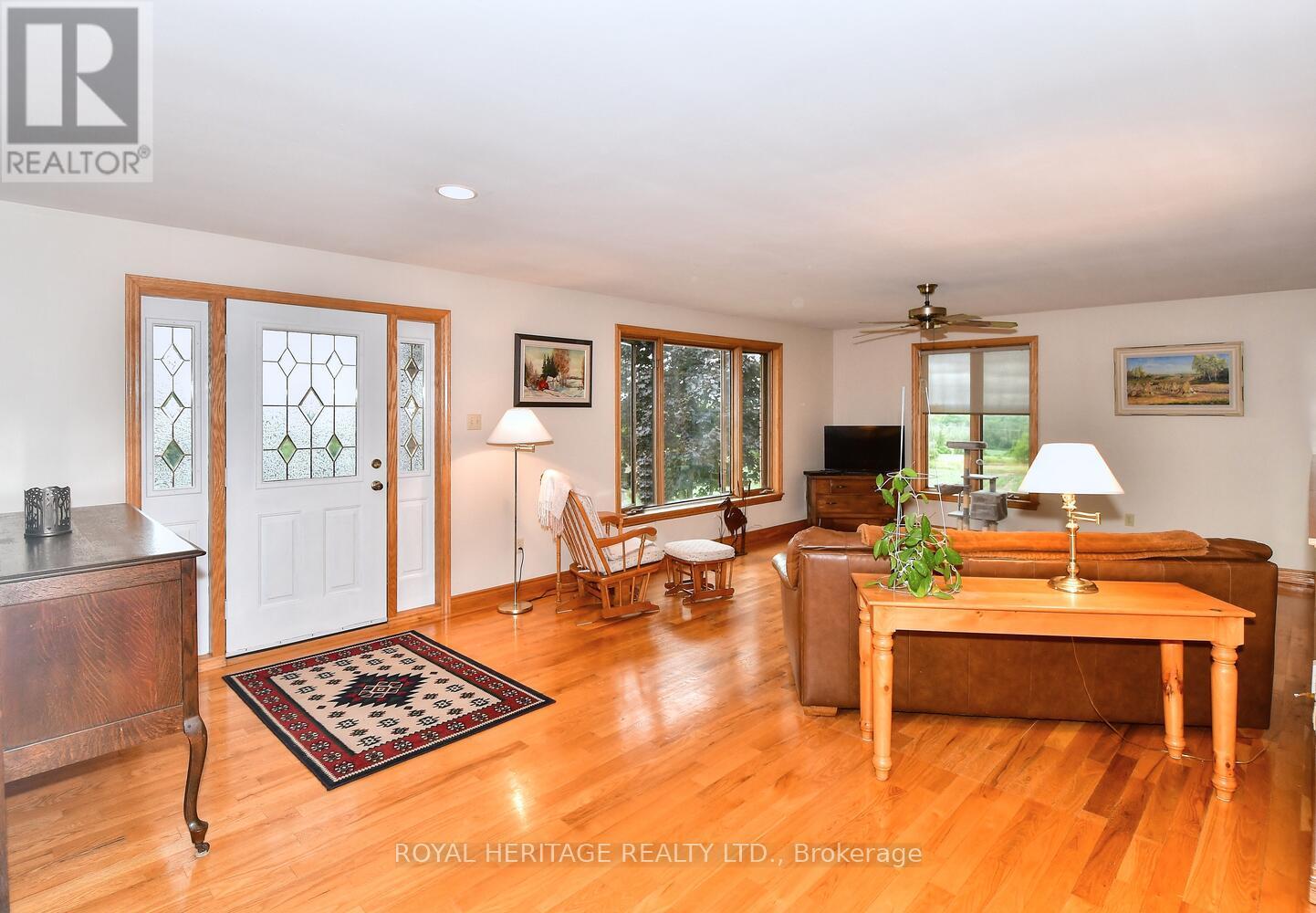 1057 Crowley Line, Otonabee-South Monaghan, Ontario  K9J 6X7 - Photo 6 - X12363935