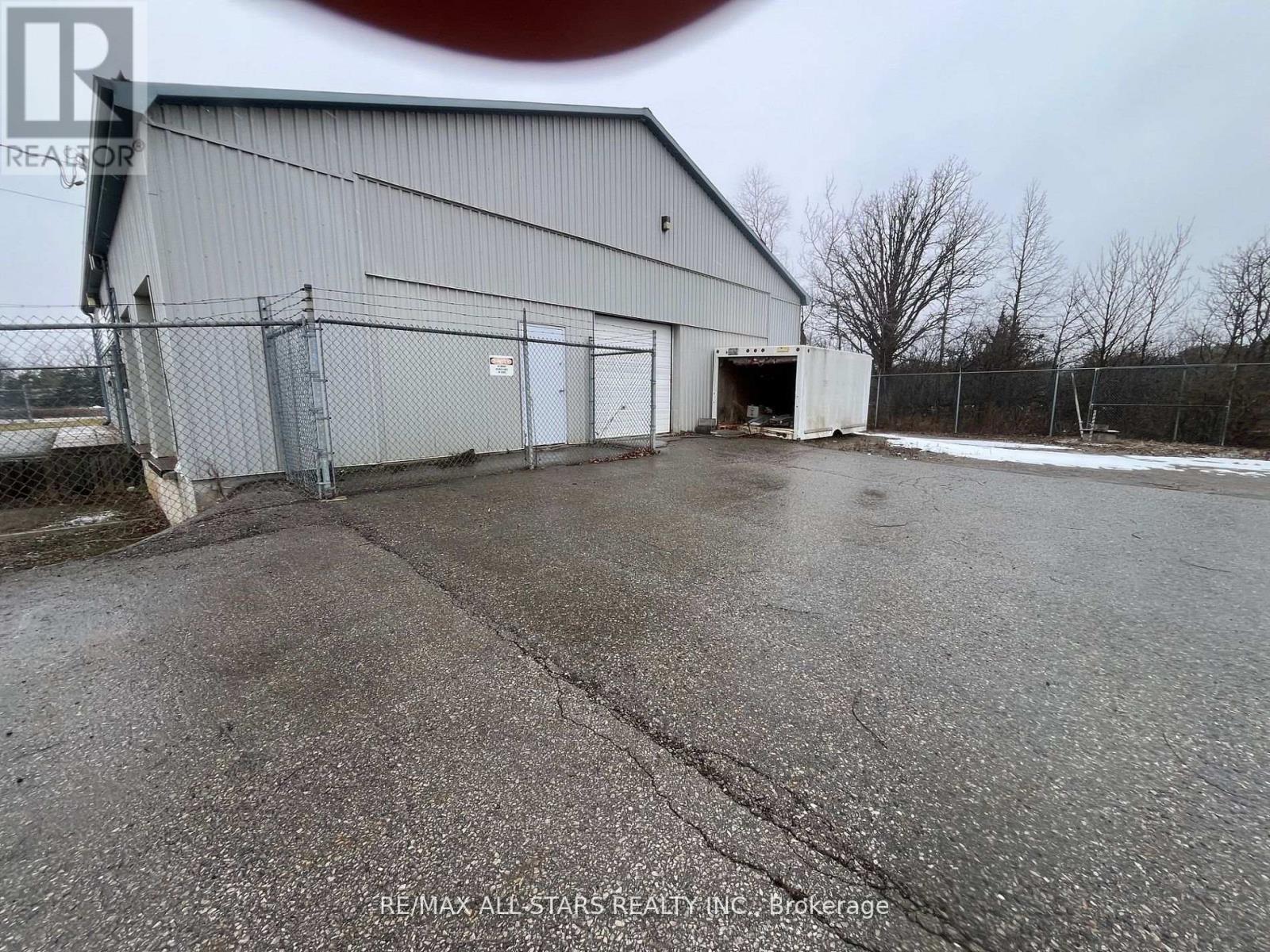 9 Callaghan's Road, Kawartha Lakes (Ops), Ontario  K9V 4R4 - Photo 13 - X12363949