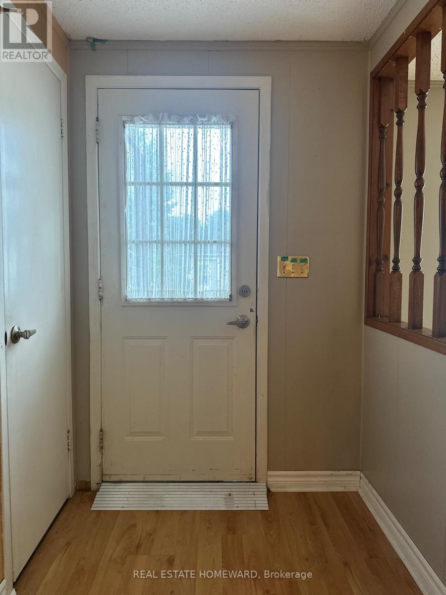 14 Heritage Lane, Clarington (Newcastle), Ontario  L1B 1A3 - Photo 10 - E12363957