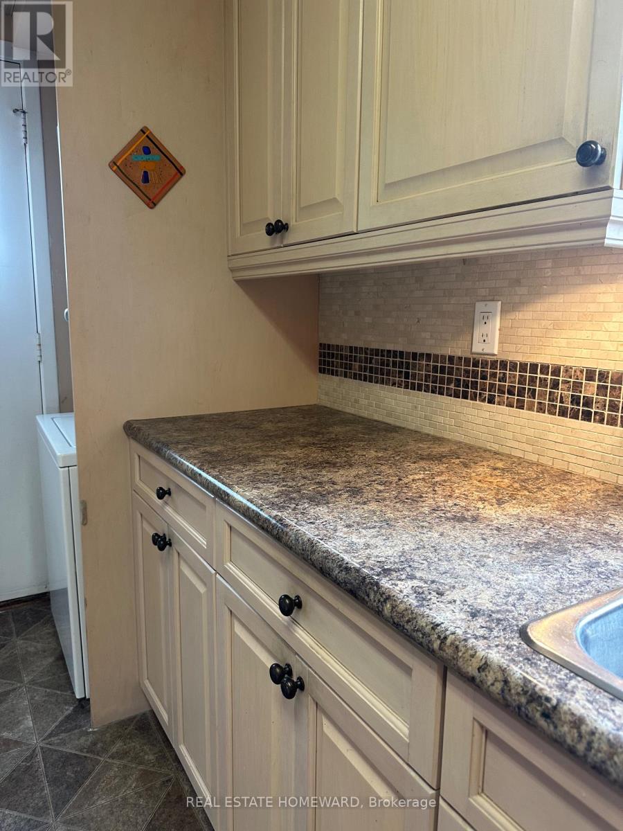14 Heritage Lane, Clarington (Newcastle), Ontario  L1B 1A3 - Photo 17 - E12363957