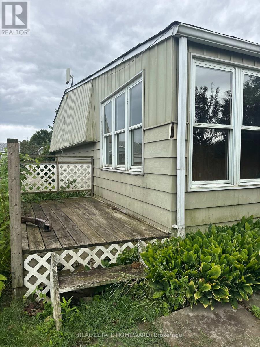 14 Heritage Lane, Clarington (Newcastle), Ontario  L1B 1A3 - Photo 49 - E12363957