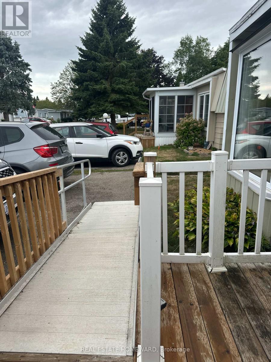 14 Heritage Lane, Clarington (Newcastle), Ontario  L1B 1A3 - Photo 6 - E12363957