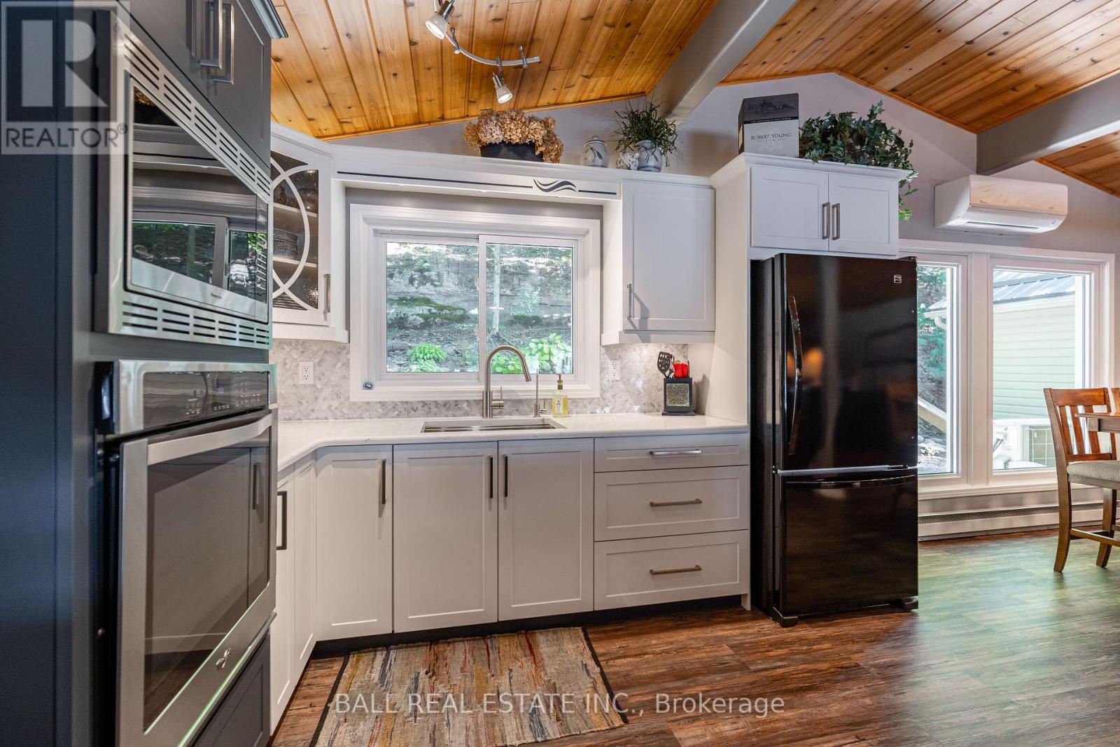 27 Maplewood Court, Trent Lakes, Ontario  K0L 1J0 - Photo 12 - X12362854