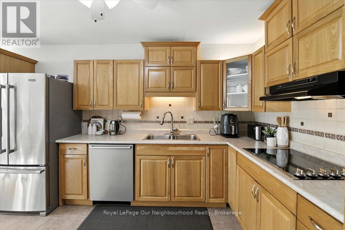 67 Harmer Drive, Clarington (Newcastle), Ontario  L1B 1P7 - Photo 10 - E12364413