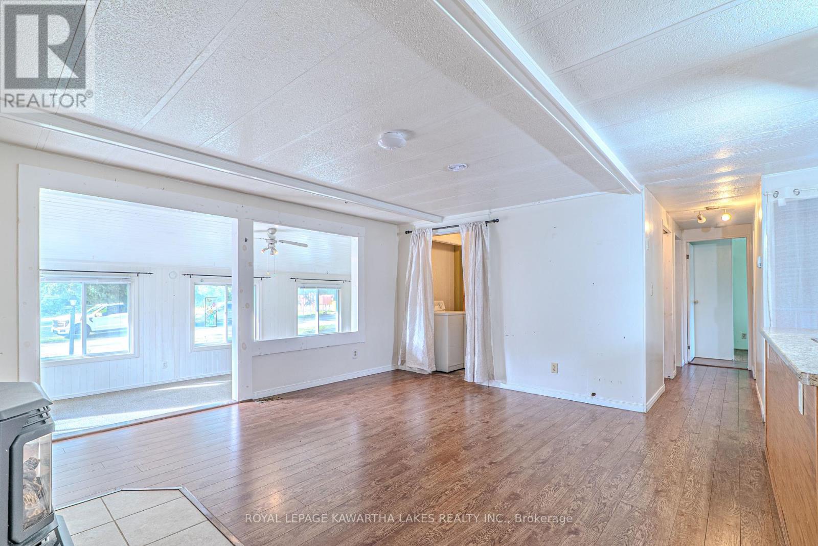 29 Macal Drive, Kawartha Lakes (Lindsay), Ontario  K9V 0H5 - Photo 11 - X12364492