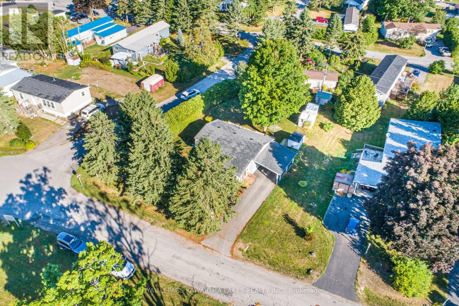 29 Macal Drive, Kawartha Lakes (Lindsay), Ontario  K9V 0H5 - Photo 3 - X12364492