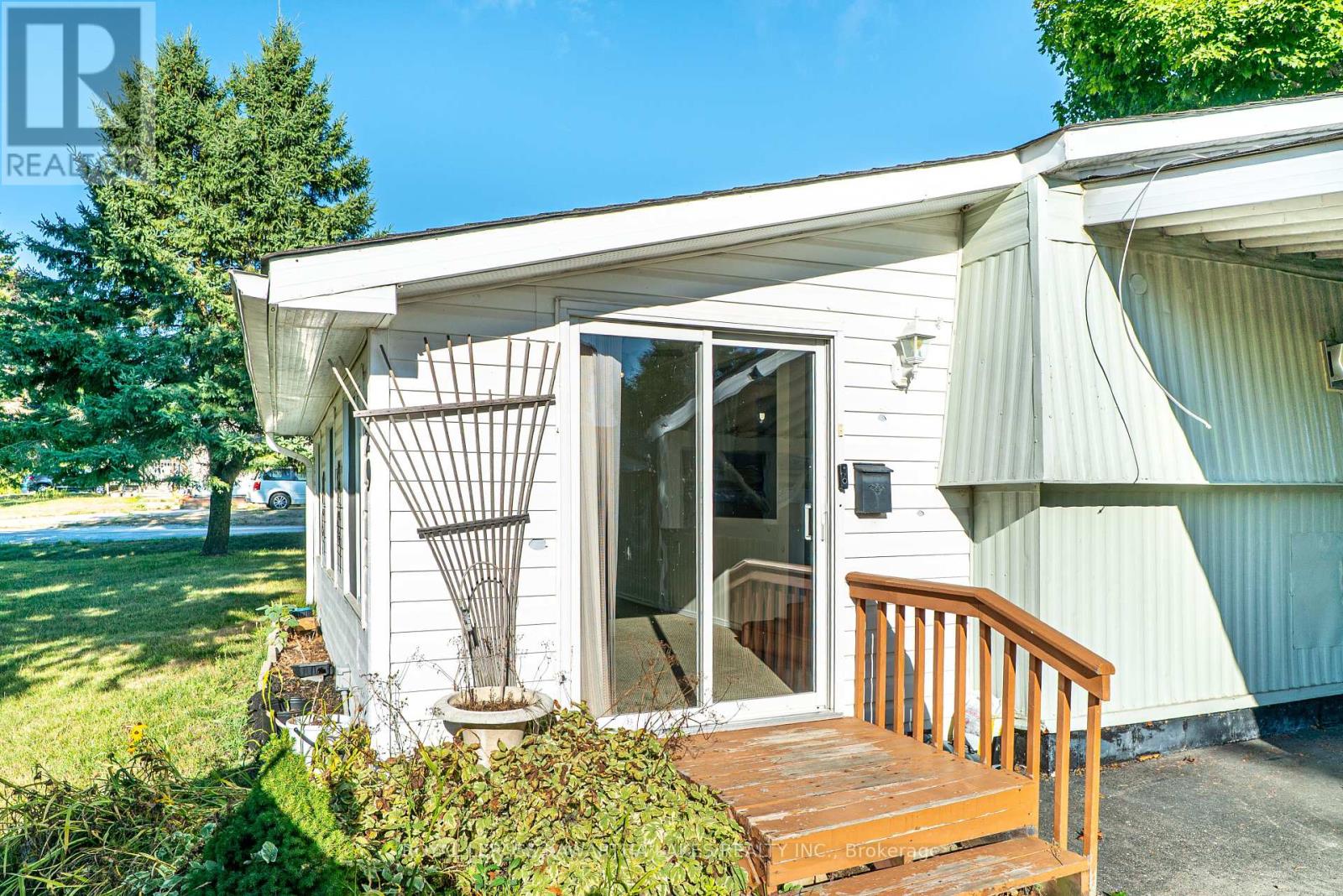 29 Macal Drive, Kawartha Lakes (Lindsay), Ontario  K9V 0H5 - Photo 8 - X12364492