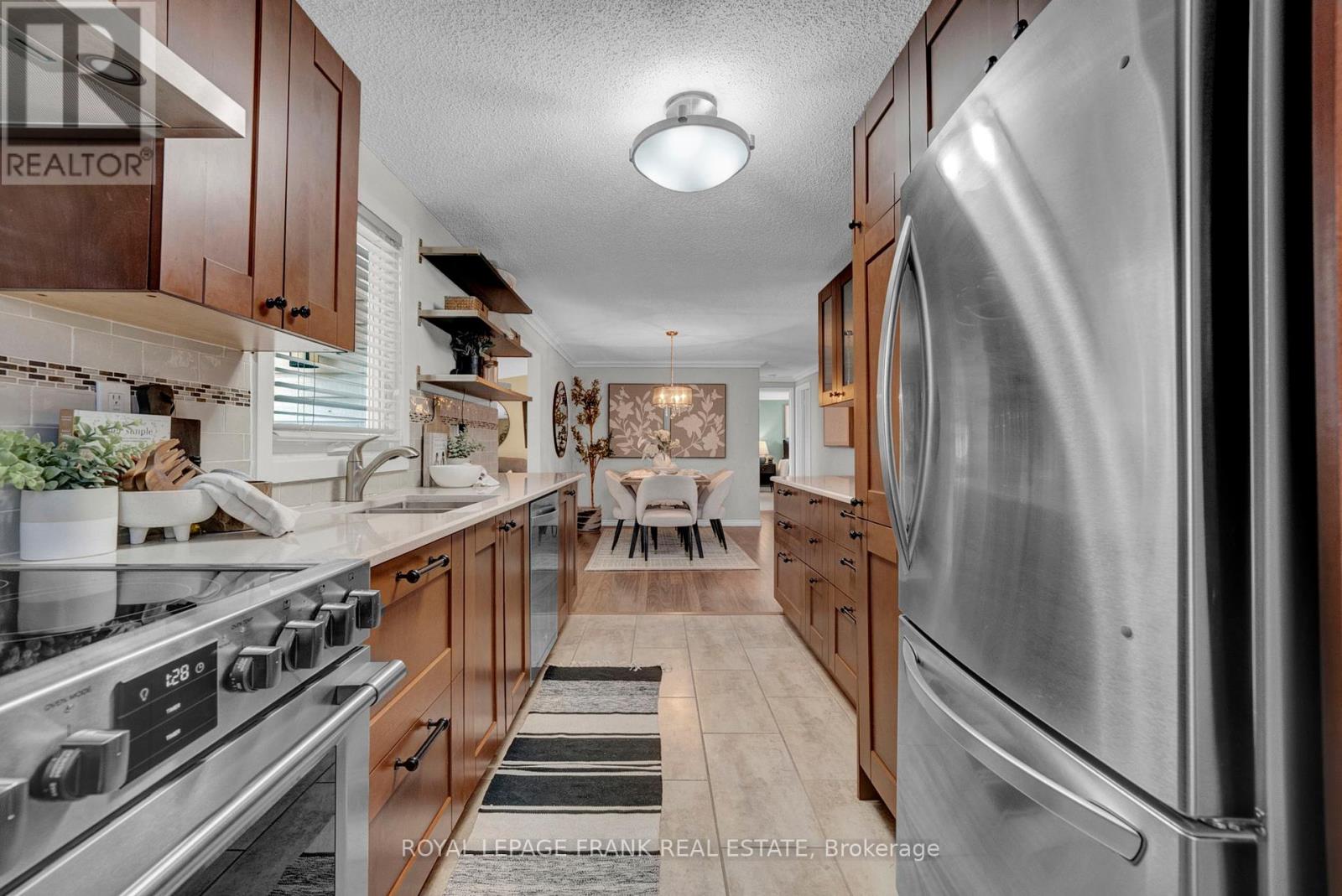 26 Pineridge Crescent, Clarington (Newcastle), Ontario  L1B 1B9 - Photo 9 - E12364741