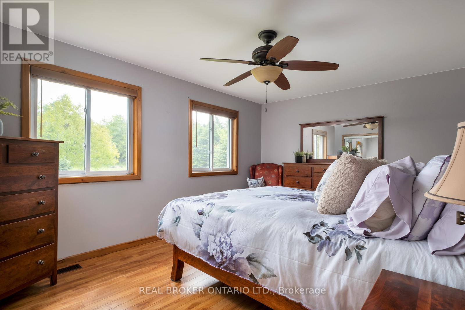 1743 Barton Drive, Selwyn, Ontario  K0L 2H0 - Photo 13 - X12364683