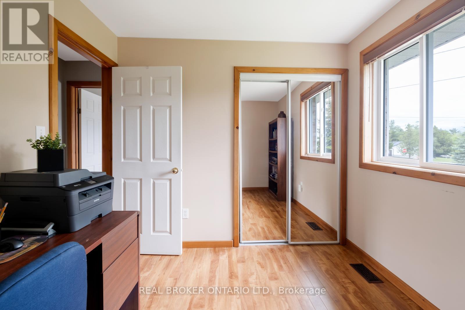 1743 Barton Drive, Selwyn, Ontario  K0L 2H0 - Photo 19 - X12364683