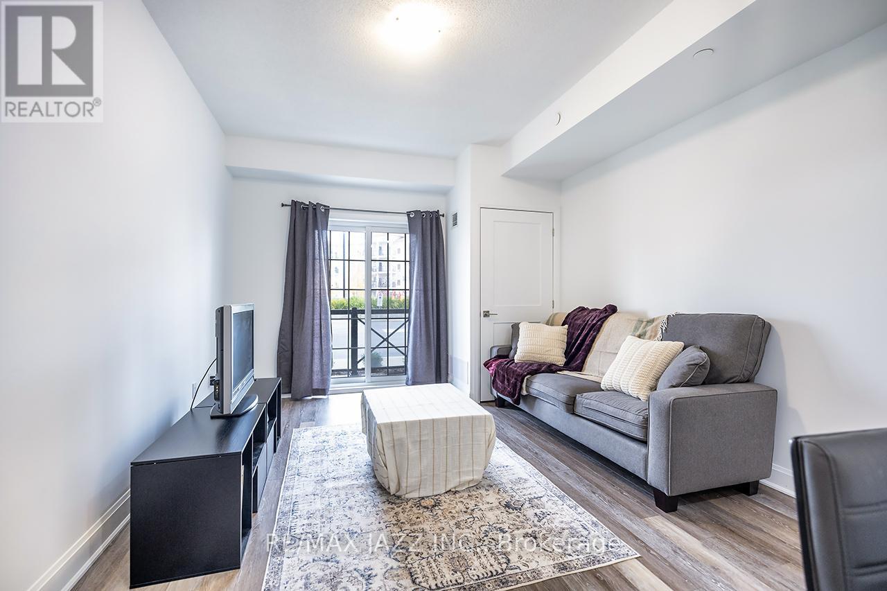 126 - 50 Lakebreeze Drive, Clarington (Newcastle), Ontario  L1B 0V9 - Photo 7 - E12364926