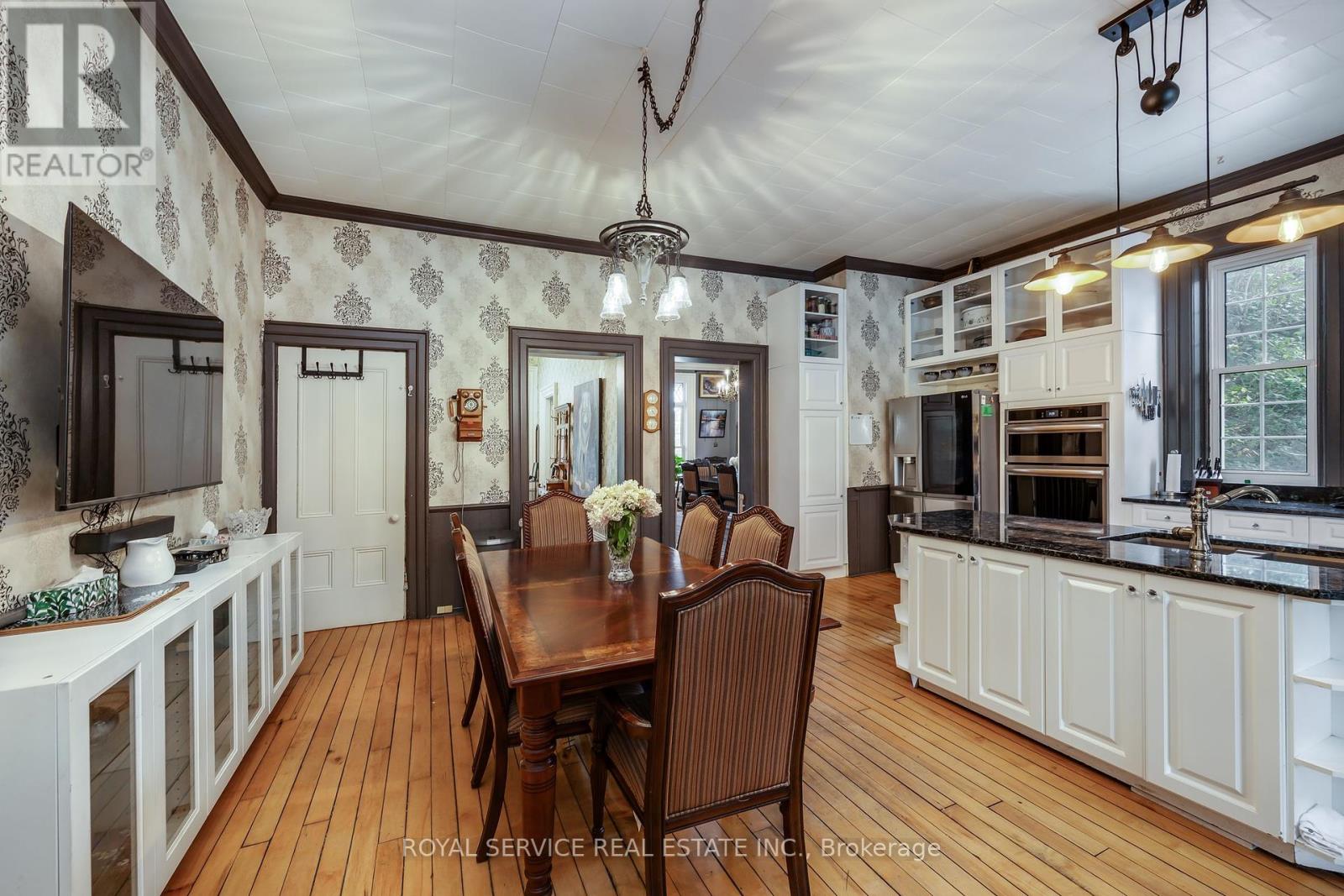 60 King Street W, Cavan Monaghan (Millbrook Village), Ontario  L0A 1G0 - Photo 11 - X12364978