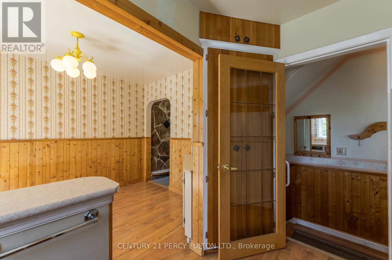 111 Short Avenue, Kawartha Lakes (Lindsay), Ontario  K9V 1J7 - Photo 11 - X12364839